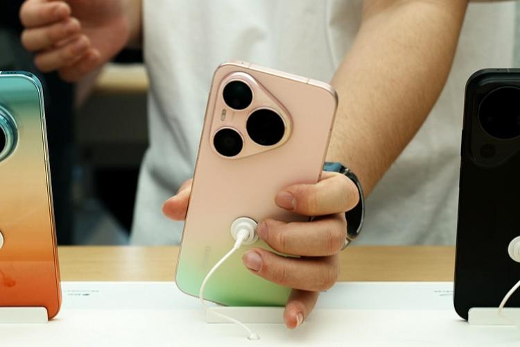 Huawei и Apple возглавили рынок смартфонов Китая во втором квартале 2026 года. Фото cgtn.com